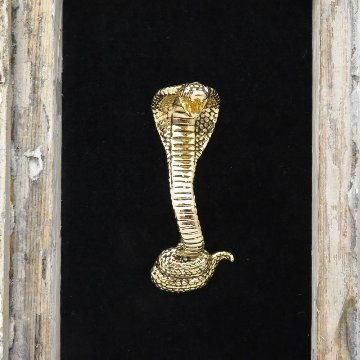 ヴィンテージ ゴールドメタル コブラ ブローチの画像