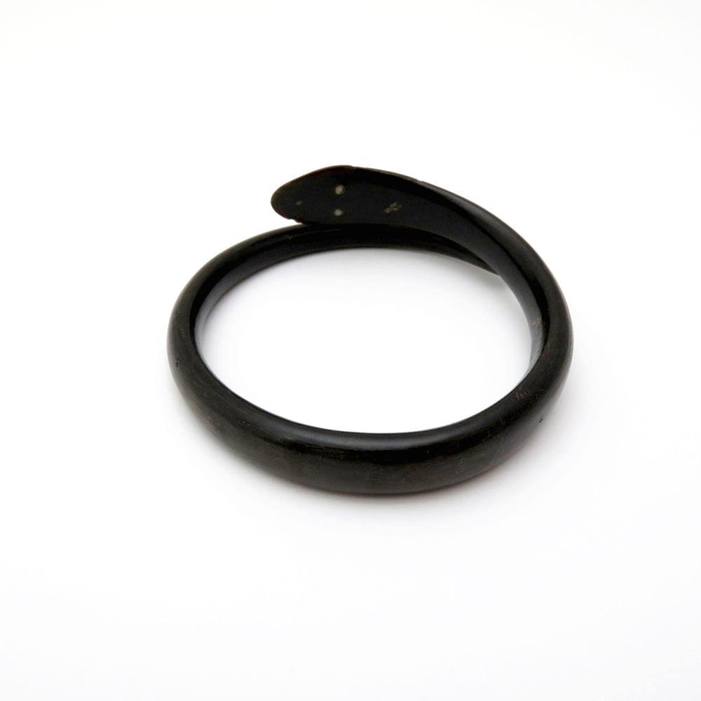 アンティーク ヴィクトリアン ホーン スネーク バングルの画像