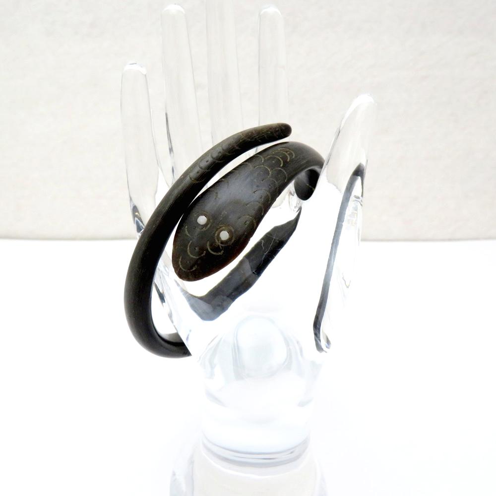 アンティーク ヴィクトリアン ホーン スネーク バングルの画像