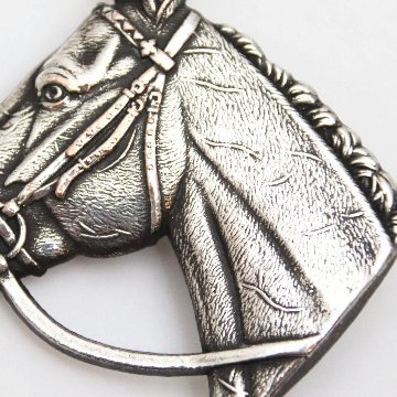 ヴィンテージ コパーメタル ホースヘッドブローチの画像