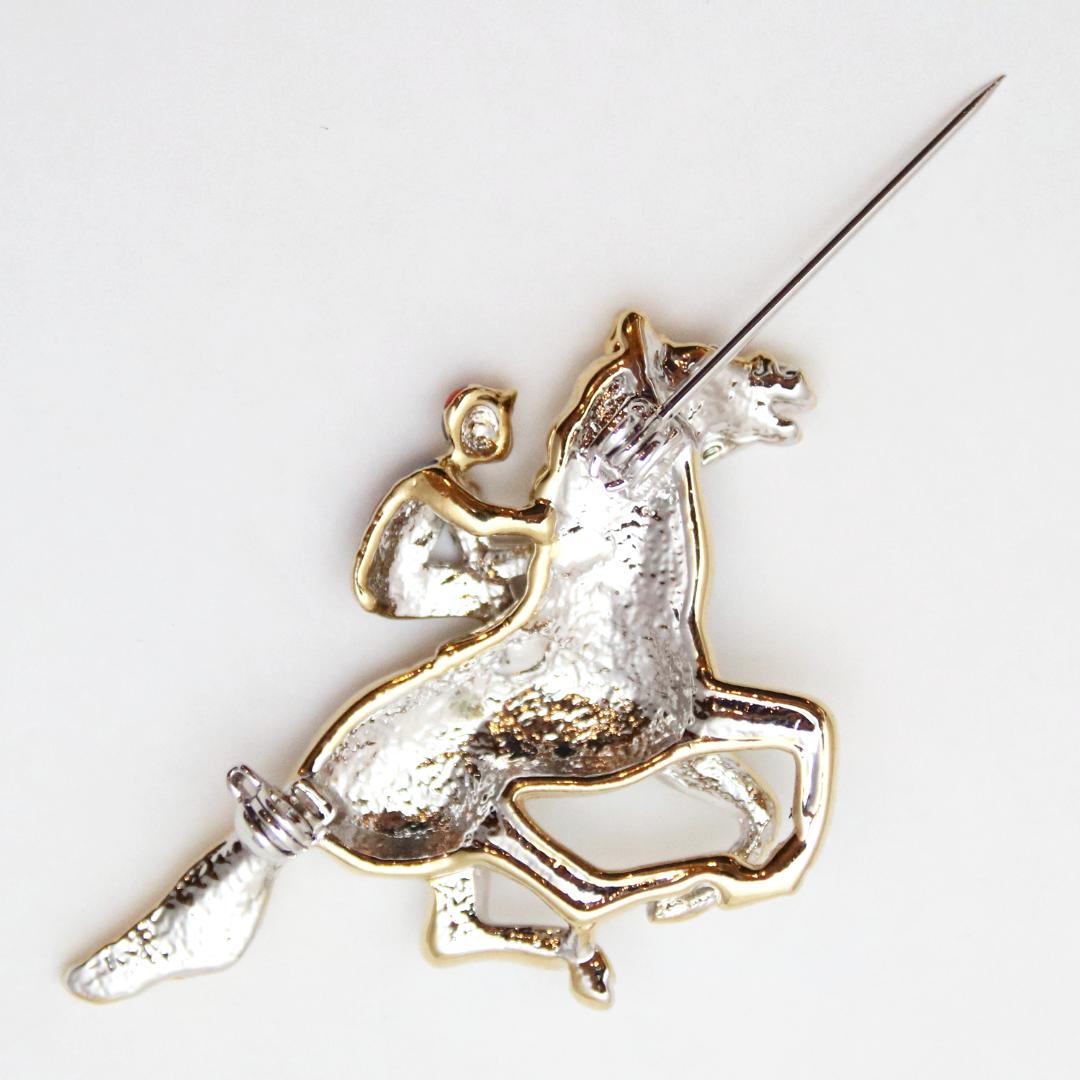 ヴィンテージ ラインストーン ジョッキー＆サラブレッド ブローチの画像