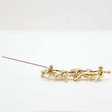 ヴィンテージ ホースハード メタルブローチの画像