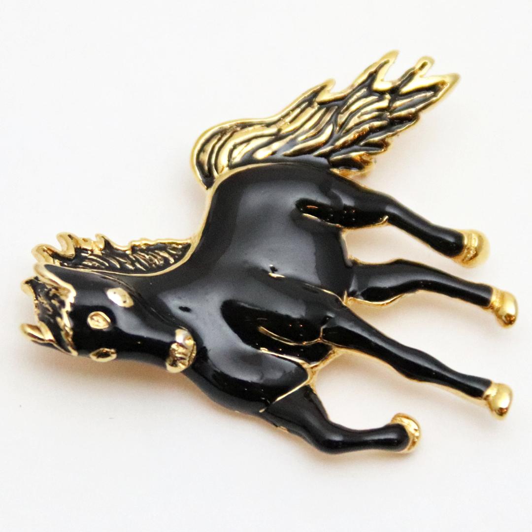 ヴィンテージ ブラックエナメル ホースブローチの画像