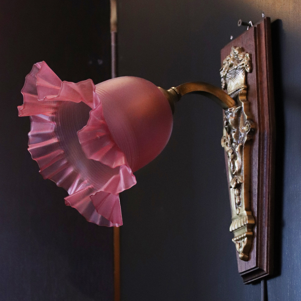 フランス サテンガラスシェード ブロンズ ウォールランプの画像