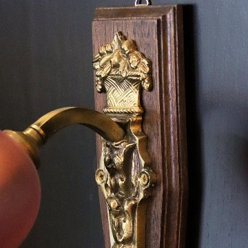 フランス サテンガラスシェード ブロンズ ウォールランプの画像