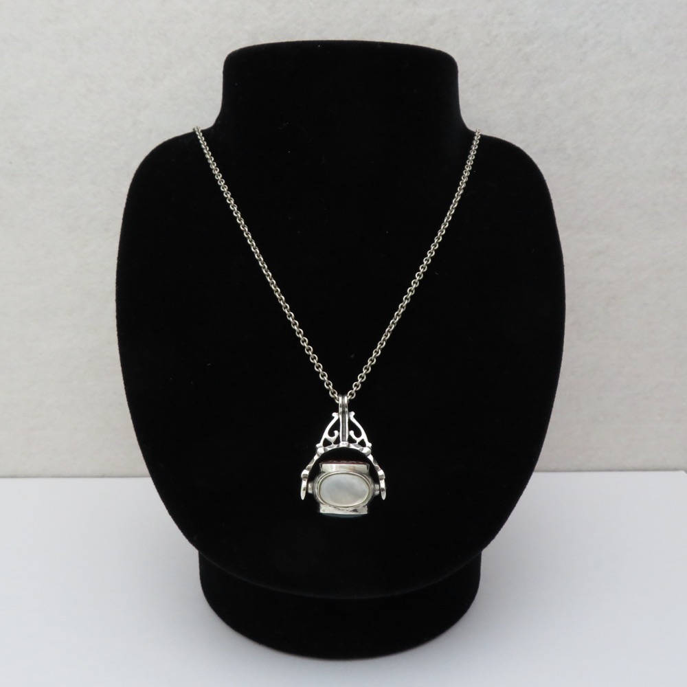 ヴィンテージ 回転式 スターリングシルバー フォブの画像