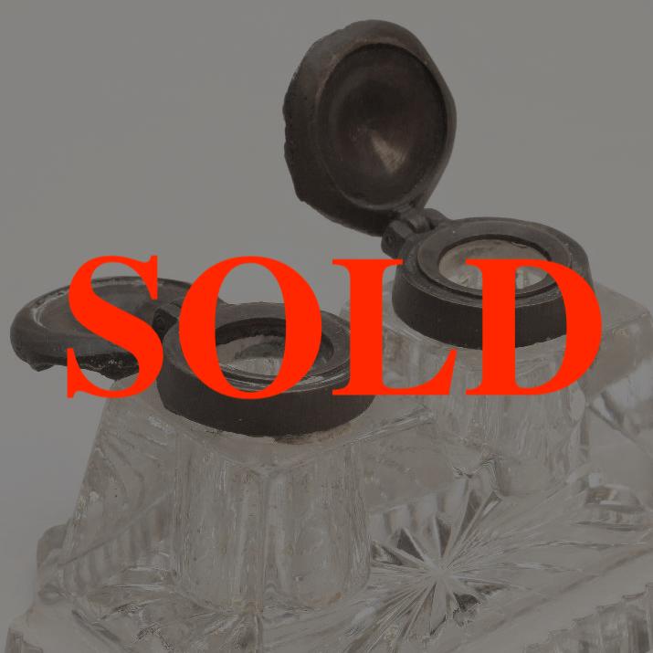 アンティーク インク瓶の画像