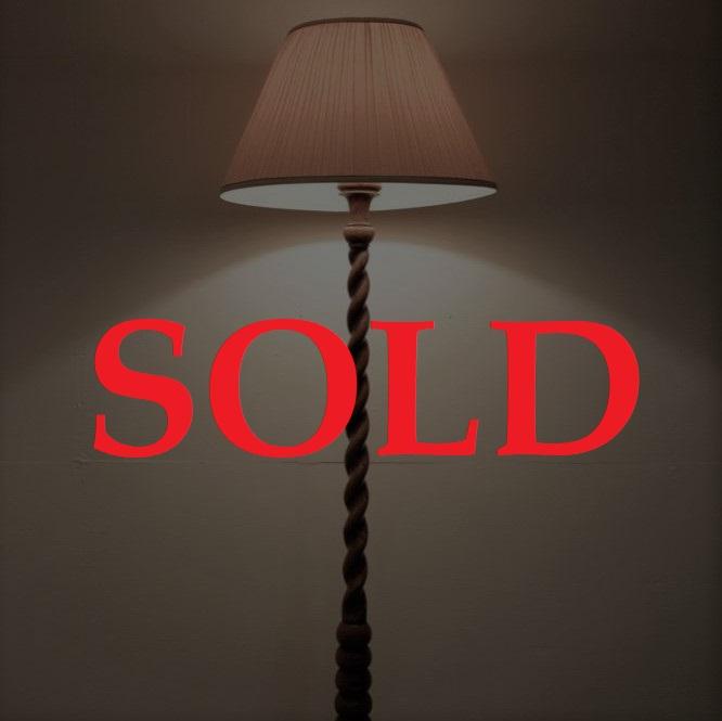 オーク バーリーツイスト フロアスタンドランプの画像