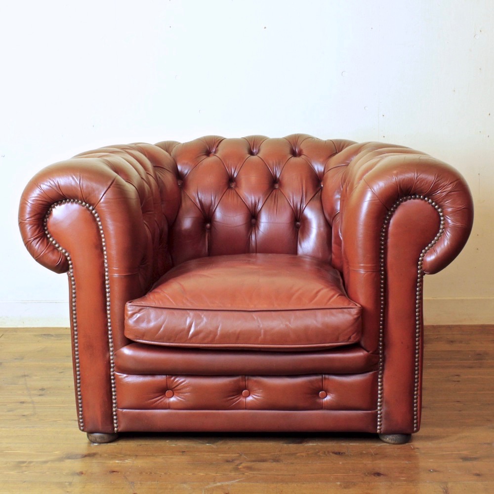 ヴィンテージ チェスターフィールド ソファの画像