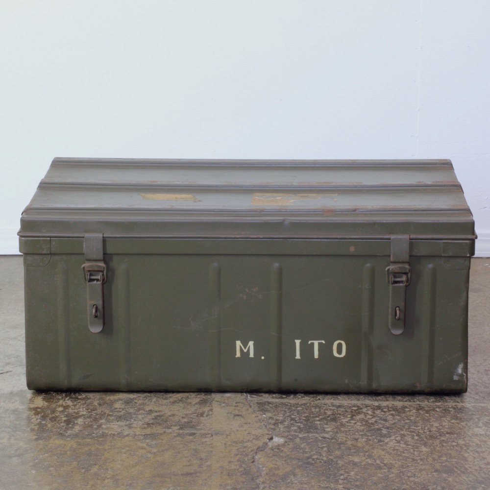 アメリカ ヴィンテージ ティントランクの画像