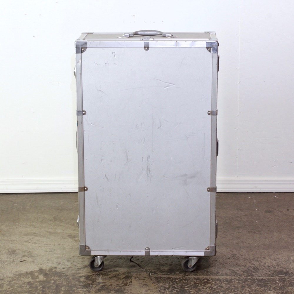 ヴィンテージ アルミトランクの画像