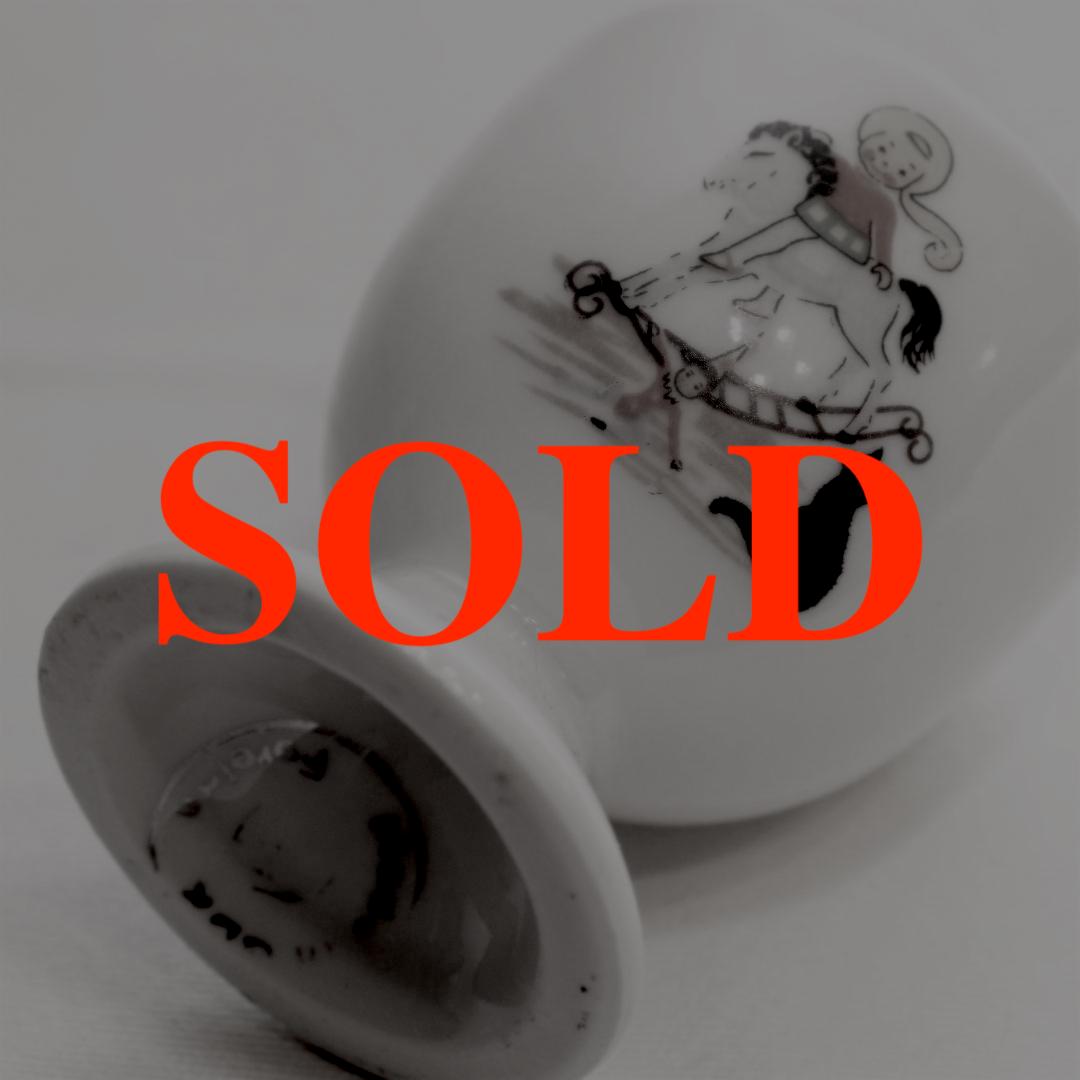 東ドイツ 陶器製 エッグスタンドの画像