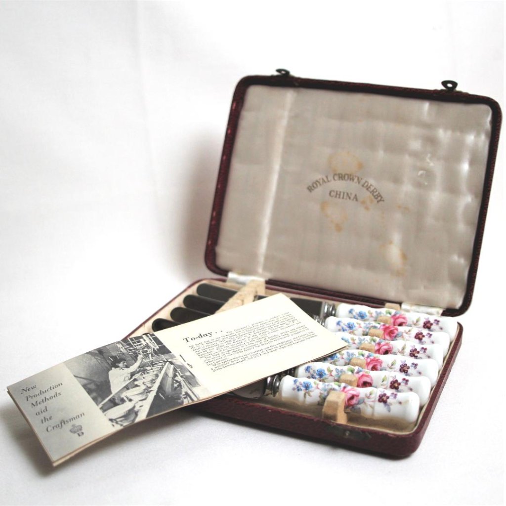 Royal Crown Derby オリジナルケース&ナイフセットの画像