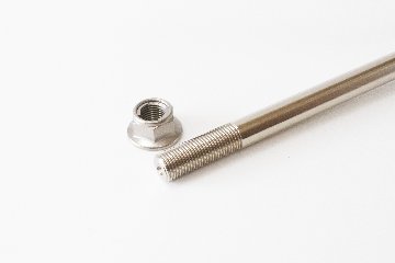 【Ｈ－ＰＮ－０２１Ｃ】　ＫＯＯＤ　ＨＯＮＤＡ　アクスルシャフト　ピボット用　ナット付きの画像