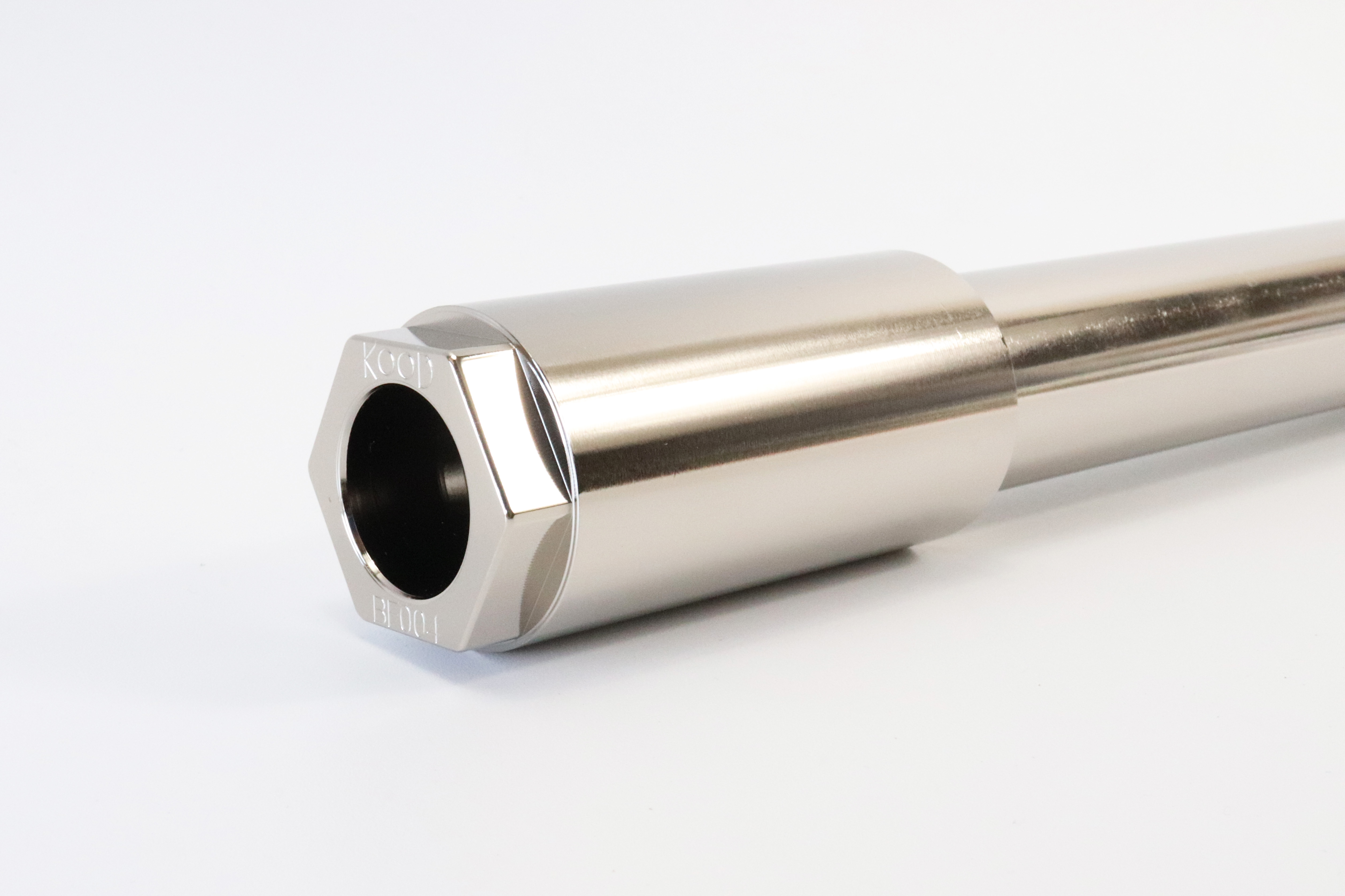 【Ｂ－Ｆ－００４】ＫＯＯＤ　ＢＭＷ　アクスルシャフト　フロント用の画像