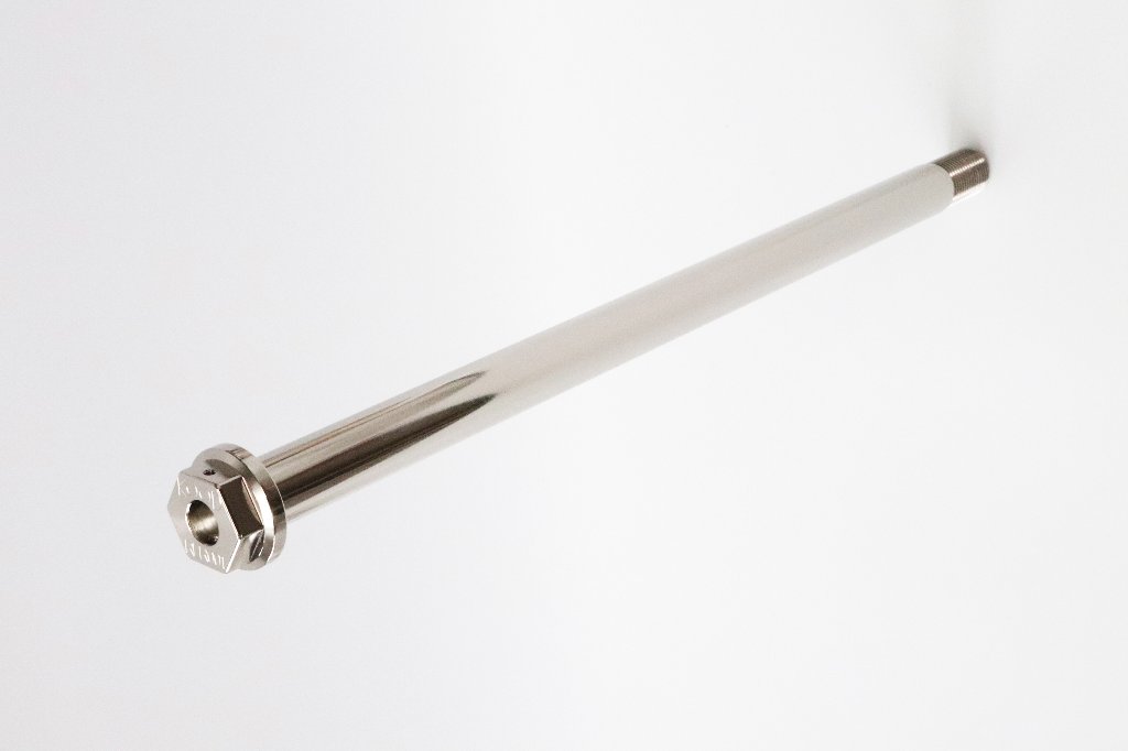 【ＲＥ－Ｒ－００１】　ＫＯＯＤ　ＲＯＹＡＬ ＥＮＦＩＥＬＤ　アクスルシャフト　リア用の画像