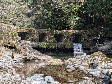 【第三章】久山年神社 × 堤けんじ先生　月替わり諫早名所 御朱印（令和8年7月版）の画像