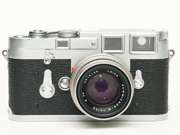 50/2 Summicron−M チタン L#3915126 (made in Germany) ライカＭ用   純正前後キャップ付 フード内蔵　 距離計連動　新品同様の画像
