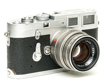 50/2 Summicron−M チタン L#3915126 (made in Germany) ライカＭ用   純正前後キャップ付 フード内蔵　 距離計連動　新品同様の画像