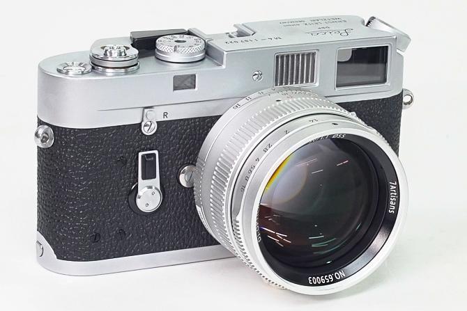 50 /1.1 七工匠 7Artisans (chrome ) ライカＭ用 距離計連動 フランジ、距離計連動調整済み 新品未使用　元箱付の画像
