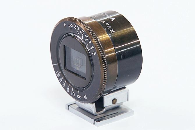 135ミリのファインダ− (Komura)の画像