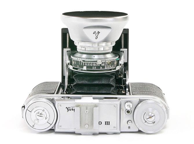 VITO lll 24×35mm (VOIGTLANDER)  50/2 ULTRON 付 シンクロコンパーM.X.レンズシャッター  距離計連動式、距離目盛 m 純正皮カメラケース付、元箱等付画像