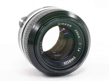Nikon F2 black (Eye level finder付) 50/1.4 Nikkor  メタルフード,UVフィルター付 B#7520708　L#2908223 90%画像