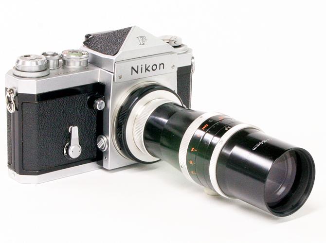 150/4 YVAR Nikon F マウント Made in Switzerland マクロスイターで有名な会社の望遠レンズ  丸々の真円絞り 手動絞り　僅か250gの軽量 フード付き　ボデーは別売の画像