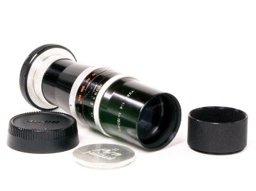 150/4 YVAR Nikon F マウント Made in Switzerland マクロスイターで有名な会社の望遠レンズ  丸々の真円絞り 手動絞り　僅か250gの軽量 フード付き　ボデーは別売の画像