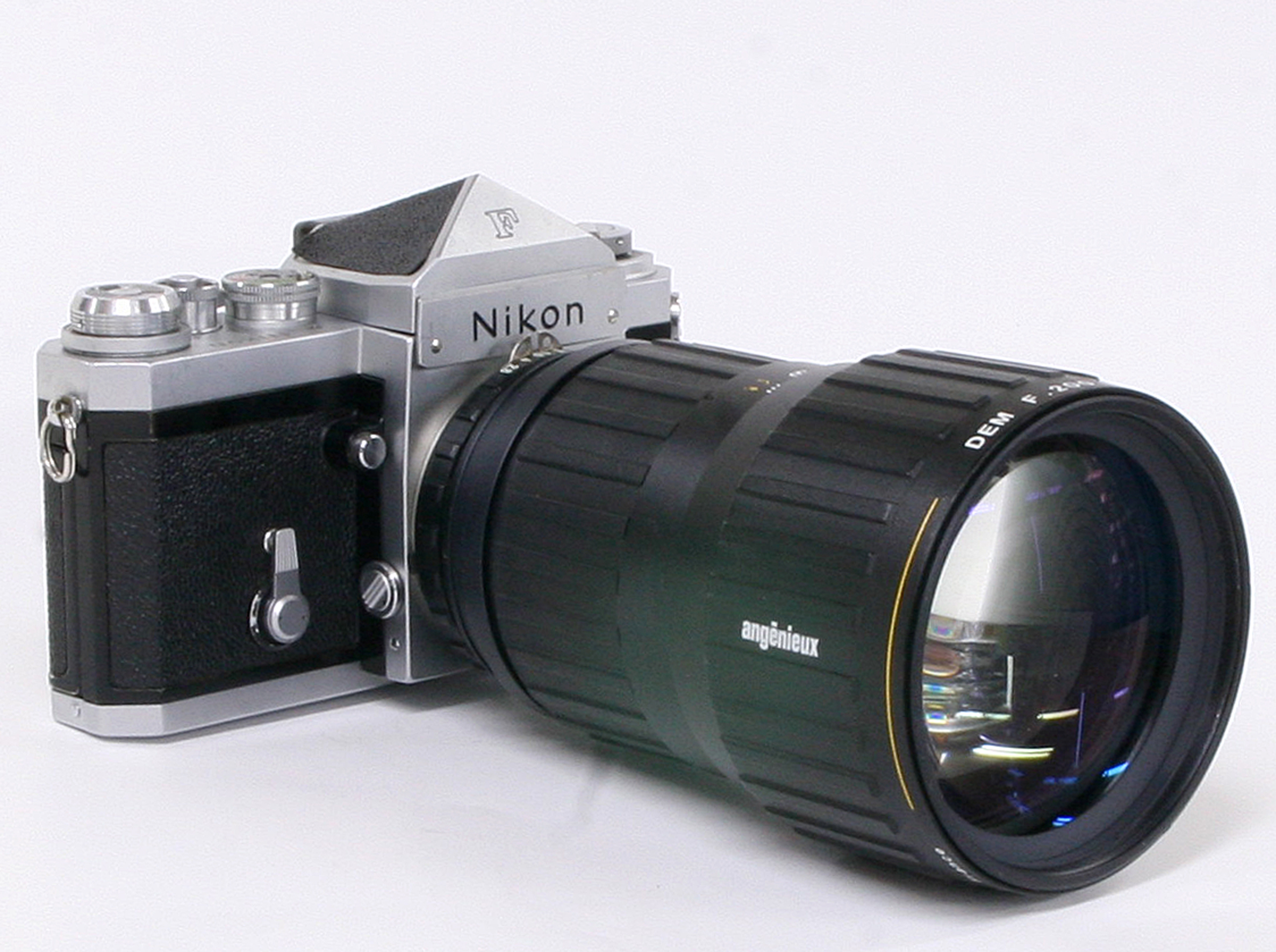 200/2.8 angenieux (Lens made in France) Nikon 用 (Ais)  フード内蔵　L#1527394 ボデ−別売り、 95%画像