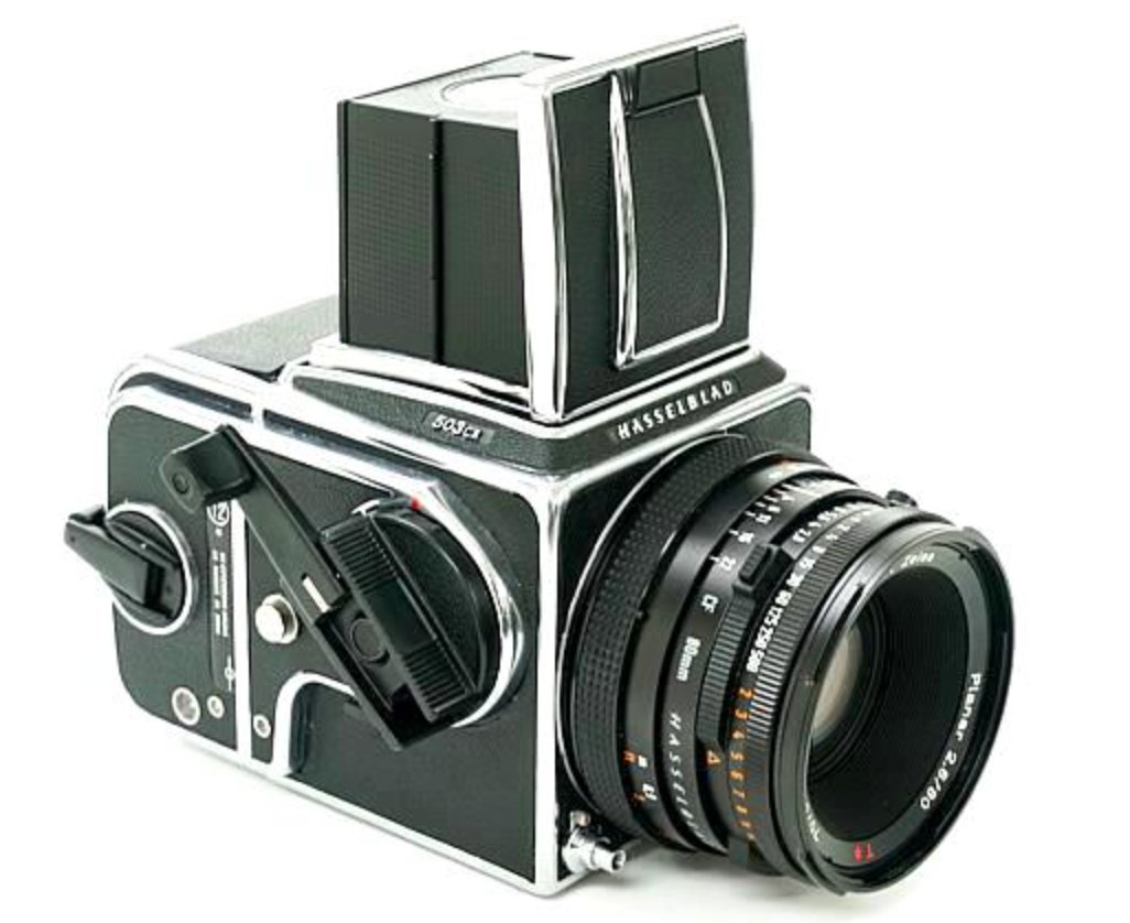 Hasselblad 503CX ☆80/2.8 Planar T* (CFレンズ) A-12マガジン アキュートマット焦点板 ラピットクランク  ネックストラップ 日本語使用説明書付 98% 超美品｜カメラのマツバラ光機