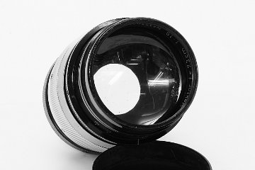 73/1.9 Hektor ライカスクリュー回転式ヘリコイド  距離計連動 Painted Black 特製レンズフード(深くて且つネジ込み式) ,コ-ティング有り,1937年製造画像