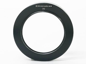 ハッセルレンズフード (63) ネジ込み67mm C-38mm Biogon レンズ 用 金属製、 純正品の画像