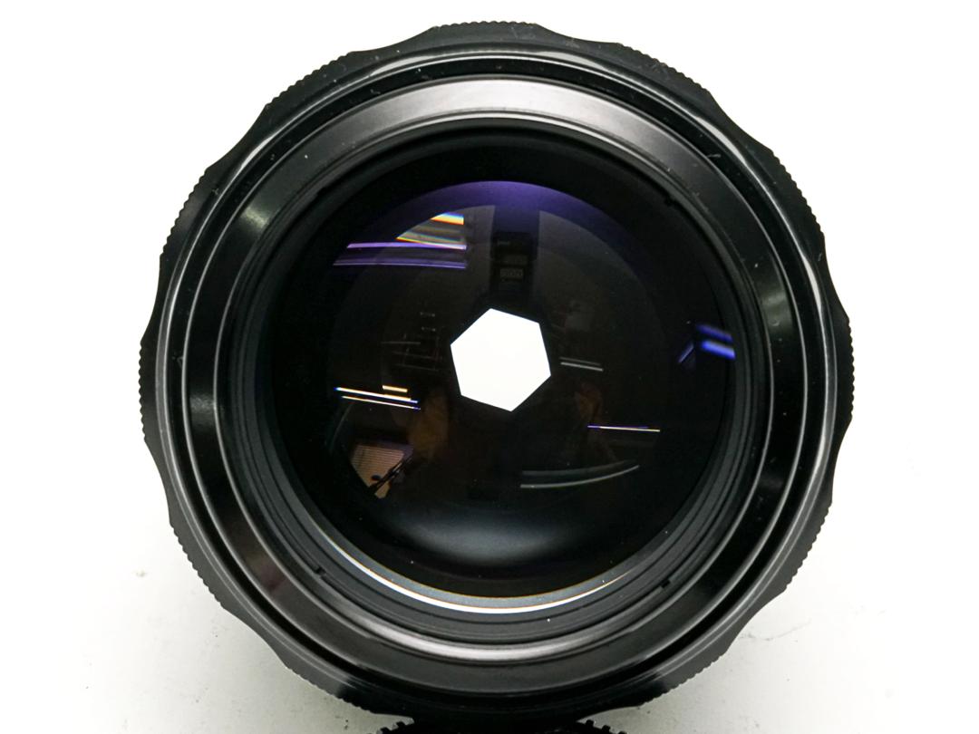 85/1.8 Nikkor-H Auto ニコン F マウント  の画像
