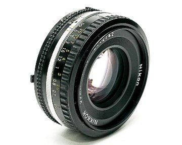 AI Nikkor 50mm F1.8S パンケーキ レンズ画像