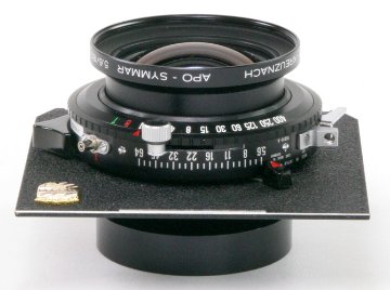 180/5.6 APO - Symmar MC (Schneider) コパル＃1シャッター付　　35mm 判に換算では約 50mm です､の画像