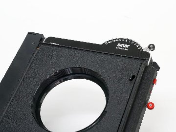 Sinar シャッター 黒 (機械的シャッター) シャッターの径75mmφ 60分の1～8秒.B  絞りコントロール付、  レリーズ &ホルダー連結レリーズ、元箱付　新品同様画像