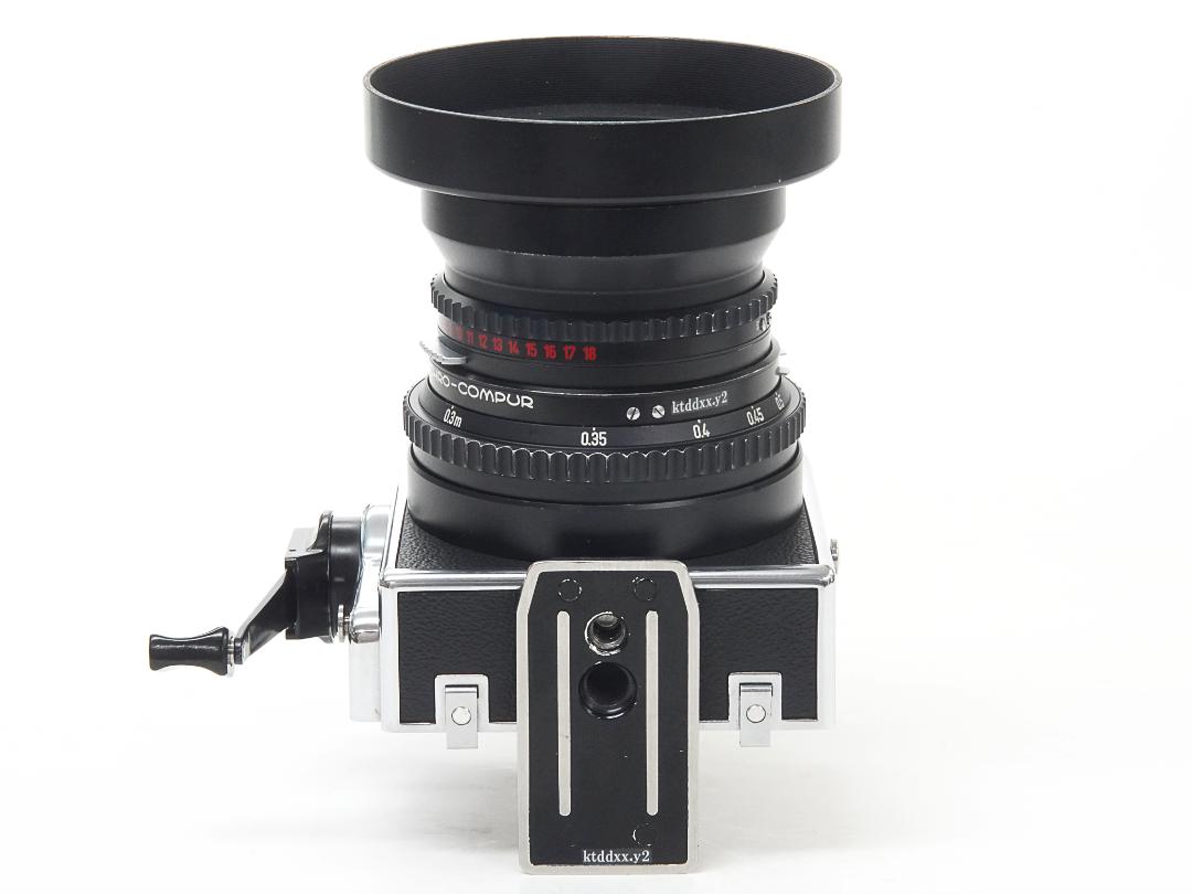 Hasselblad SWC 38/4.5 Biogon T ☆ (C-レンズ） ビューファインダー付き(メタル) ネックストラップ付 メタルレンズフード付 (フードキャップ付) の画像