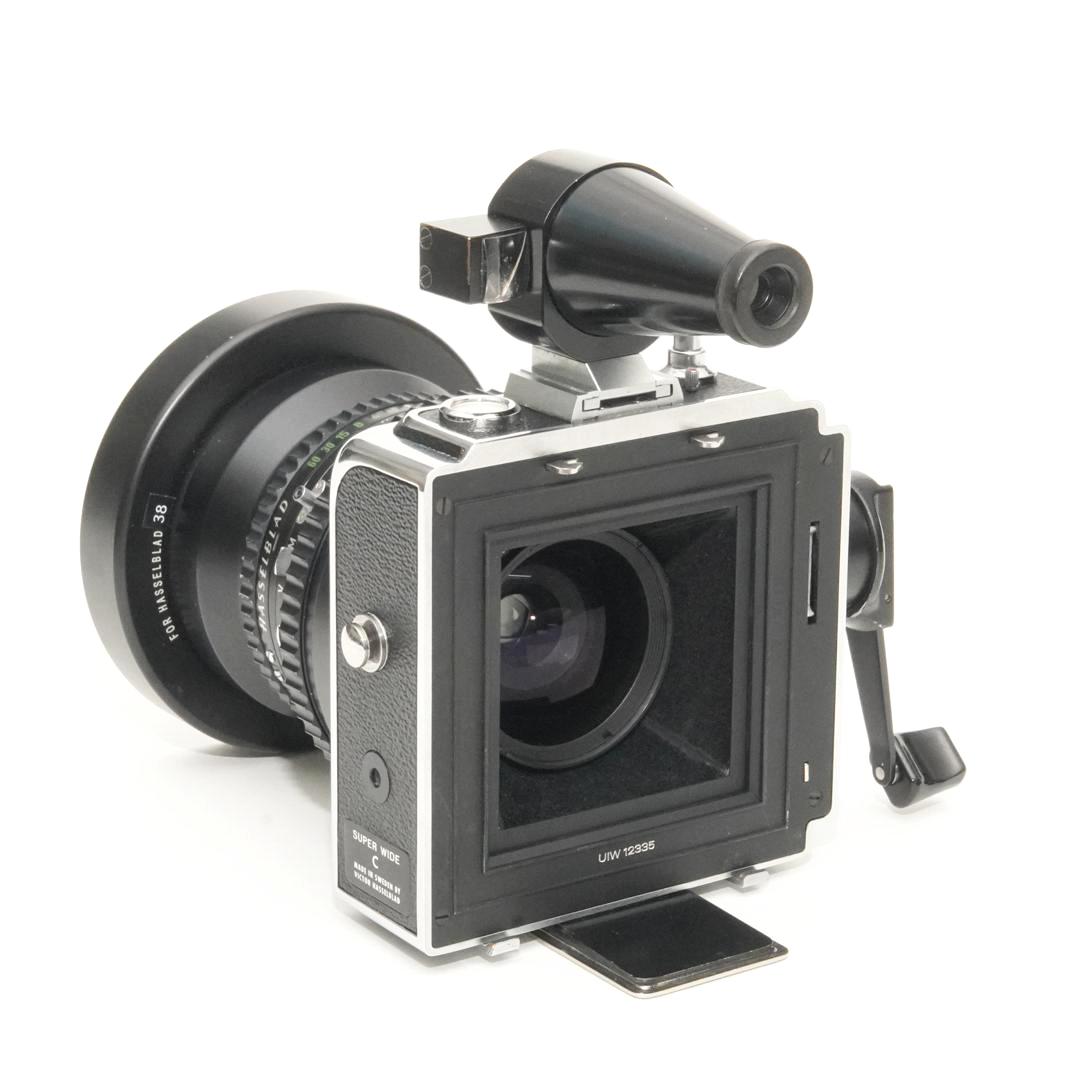 Hasselblad SWC 38/4.5 Biogon T ☆ (C-レンズ） ビューファインダー付き(メタル) ネックストラップ付 メタルレンズフード付 (フードキャップ付) の画像