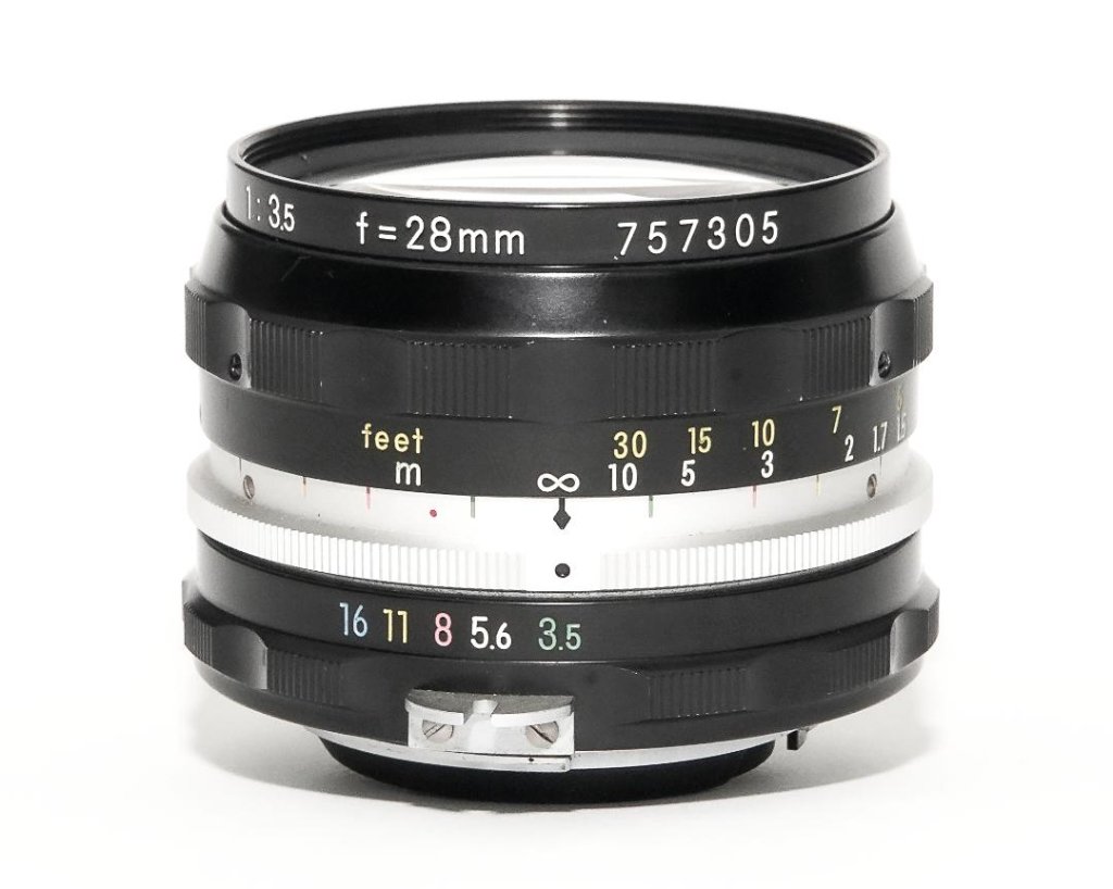 28mm f/3.5 NIKKOR - H Auto , 純正フード 前後キャップ付｜カメラのマツバラ光機