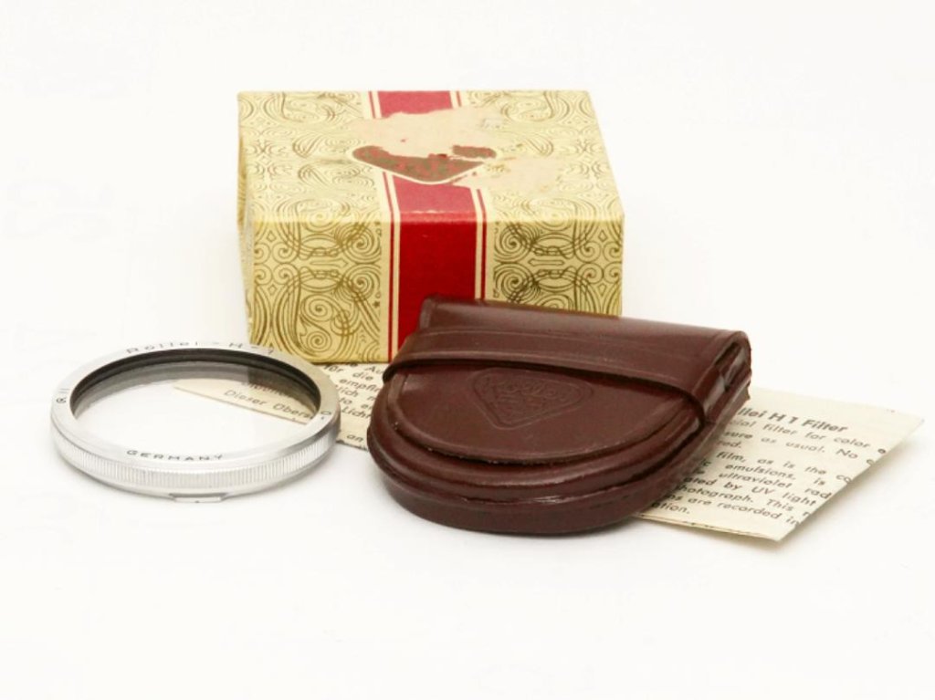 Rollei Ⅱ 型 H-1 (UV) フィルター 純正本革ケース付　元箱付. 説明書付の画像