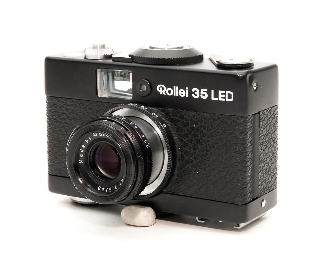 Rollei 35 LED (黒) Singapore製, 40/3.5 Triotar (沈銅式) の画像
