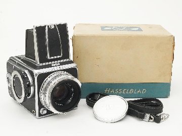 Hasselblad 1000F カメラ フォーカルプレンシャッター付 (B～1/1000) 80/2.8 Tessar 付 (Carl Zeiss) 12枚撮りマガジン ウェストレベルファインダー付の画像