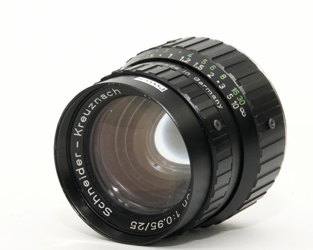 25/0.95 Xenon  Schneider - Kreuznach (Germany) Cマウント 前後キャップ付の画像