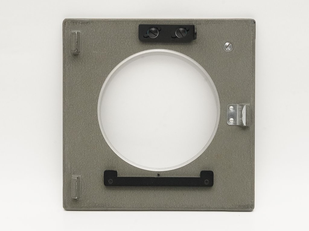 Sinar 用  リンホフテヒニカ4×5inレンズ アダプタボード，14 cm 角 Sinar S型当時オリジナルボード使用　中古品の画像