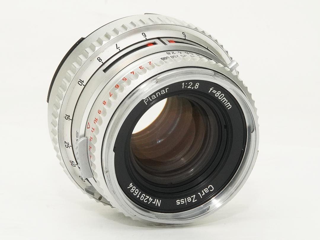 Hasselblad 500C  80/2.8 Planar (Cレンズ ) M-12マガジン スタンダード焦点板 ネックストラップ付 日本語使用説明書付(コピー)の画像