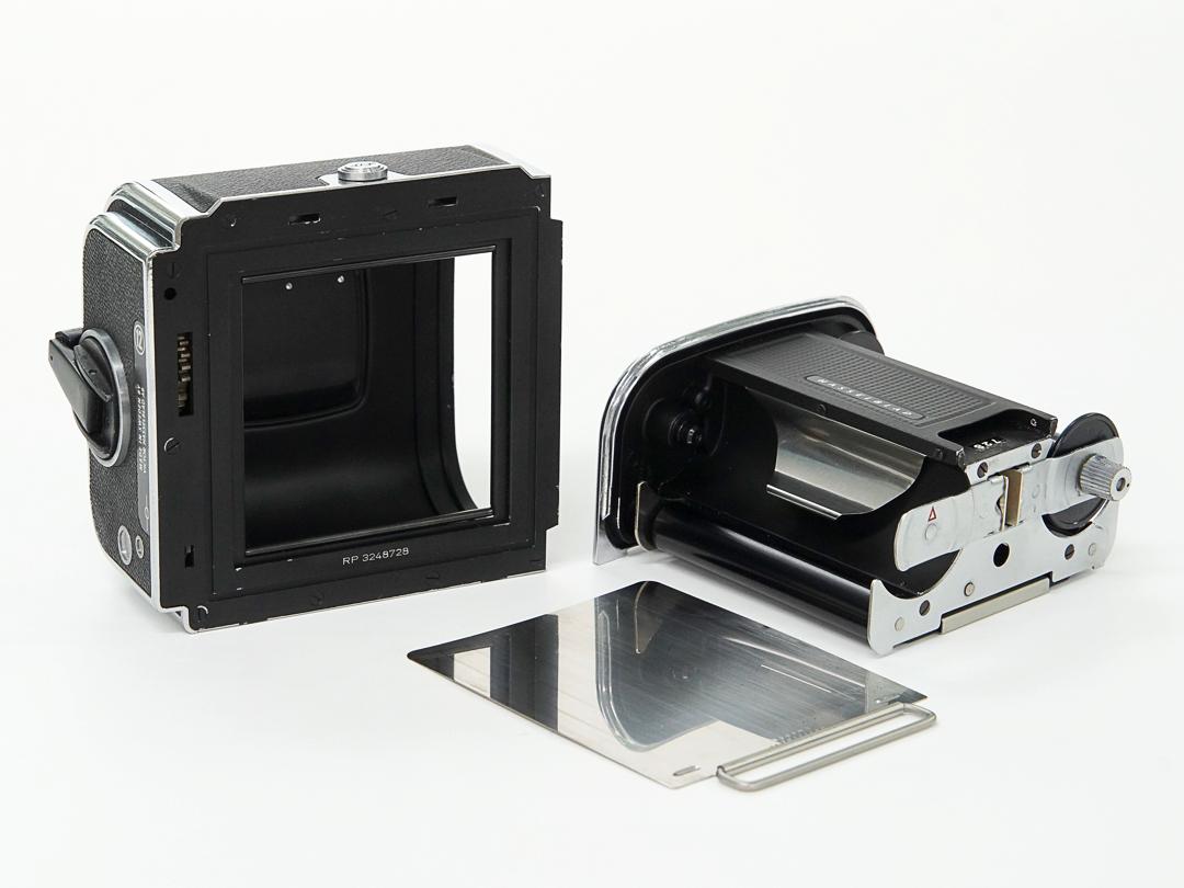 Hasselblad 500C/M  80/2.8 Planar (Cレンズ ) A-12マガジン スタンダード焦点板 ネックストラップ付 日本語使用説明書付(コピー)の画像