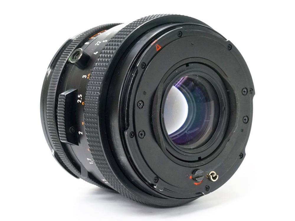  Hasselblad 500C/M black  80/2.8 Planar T* (CFレンズ) A-12マガジン スタンダード焦点板 ネックストラップ付 日本語使用説明書付の画像