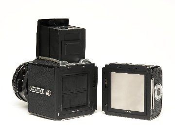  Hasselblad 500C/M black  80/2.8 Planar T* (CFレンズ) A-12マガジン スタンダード焦点板 ネックストラップ付 日本語使用説明書付 の画像