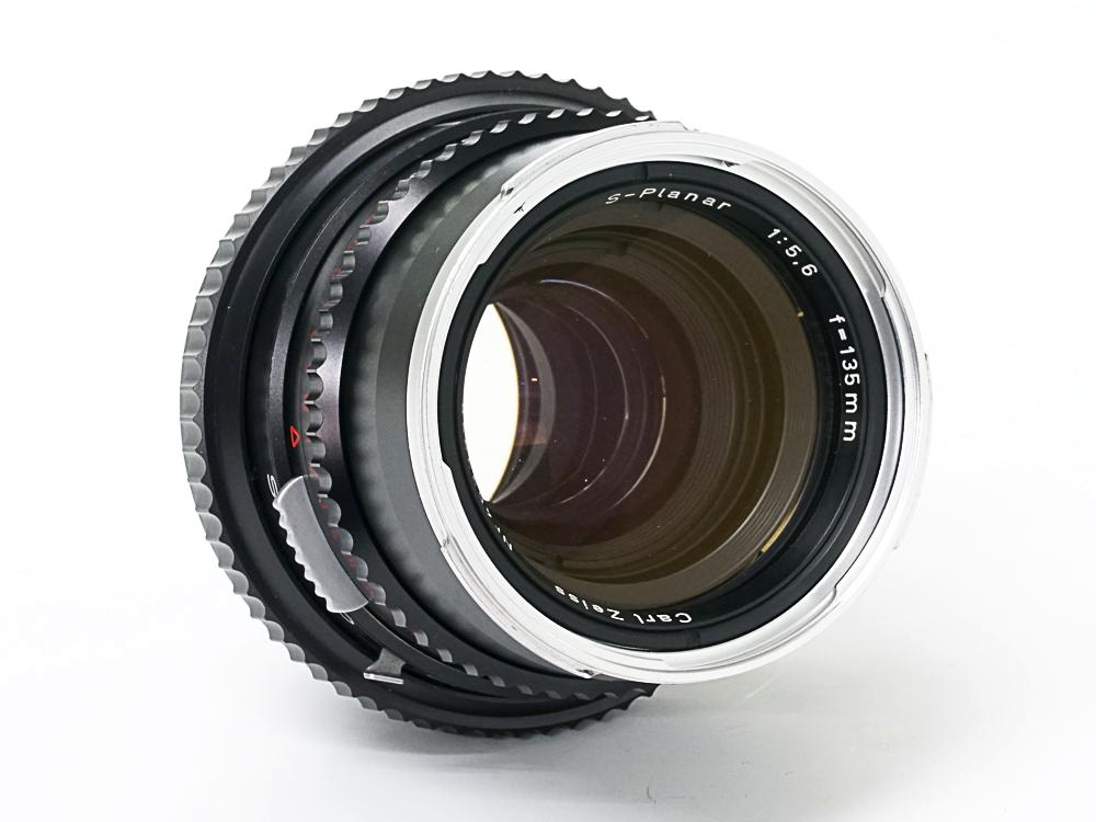 135/5.6 S-Planar  (Cレンズ) 先白 ハッセルブラッド Vシリーズ用  SYNCHRO COMPUR M.X.V.Shutter 付 純正前後キャップ付の画像